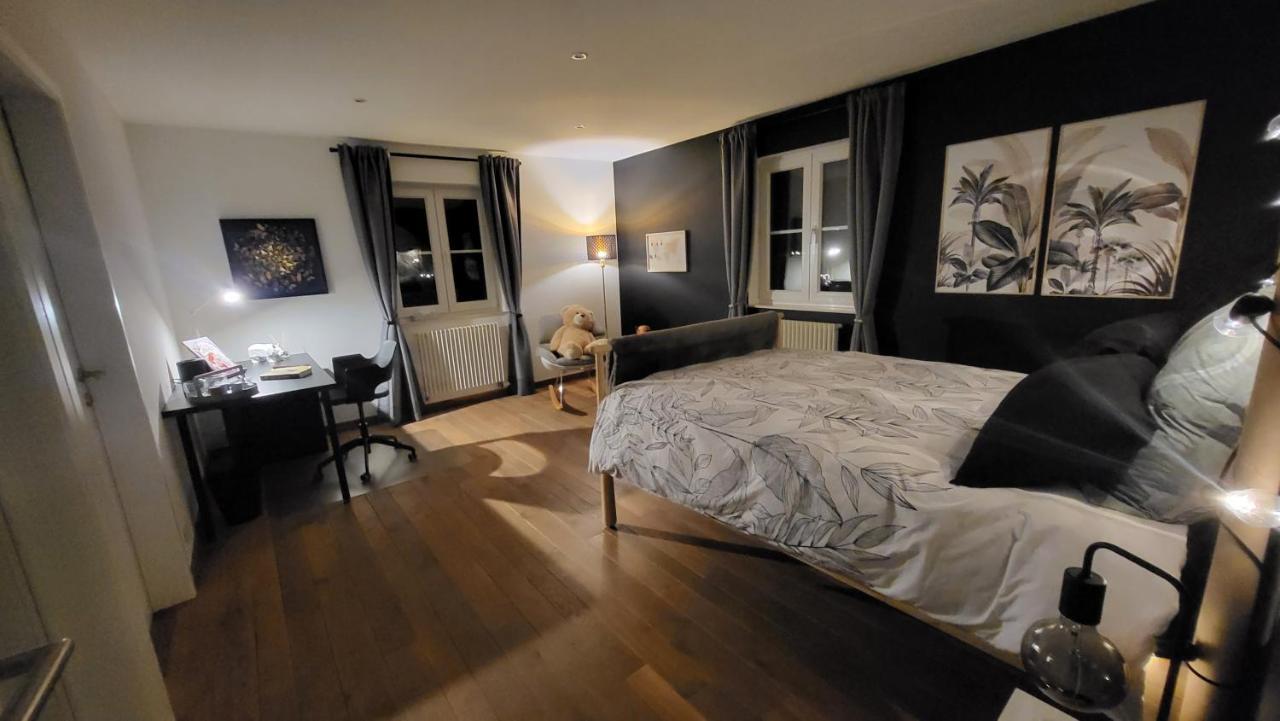 Sherlock'S Home - Guest House Намюр Екстериор снимка